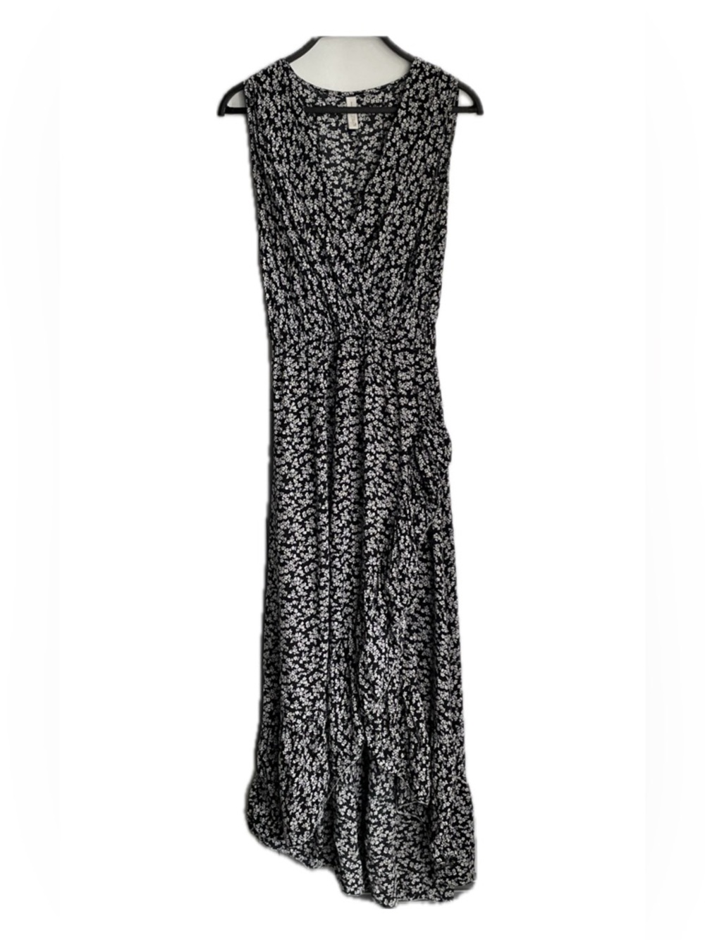 TG. UNICA Black and White Floral Sleeveless Maxi Dress with Cascading Ruffles